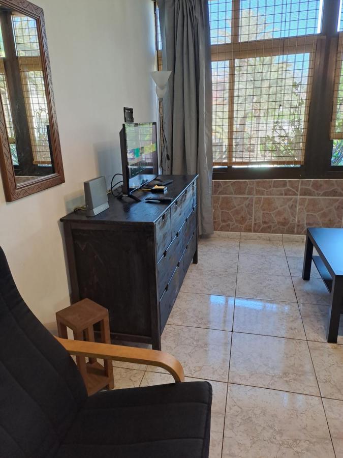 Primavera Appartement Tot 7 Personen Ideaal Voor Backpackers Arona  Dış mekan fotoğraf
