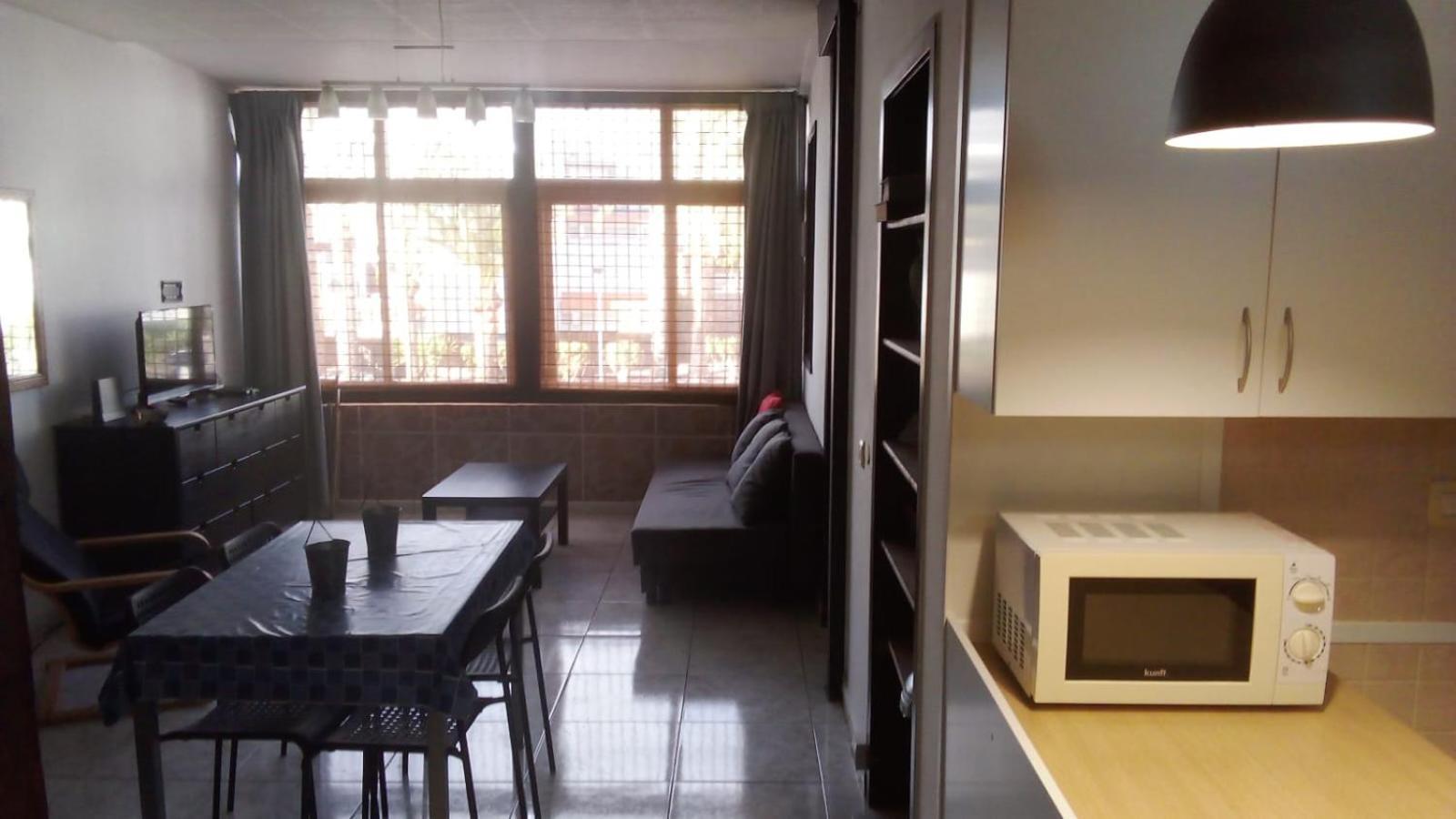 Primavera Appartement Tot 7 Personen Ideaal Voor Backpackers Arona  Dış mekan fotoğraf